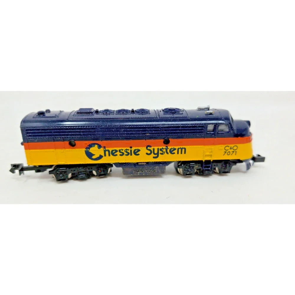 Bachmann Chessie System Diesel Locomotive C & O #7071 Ho Scale Not Tested No Box